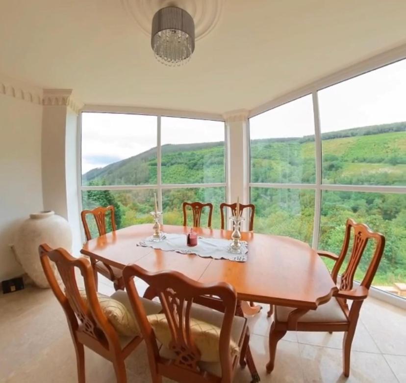 Rowan House Bed Breakfast Main House & Self Contained Self Catering Apartment Cymmer Exterior foto