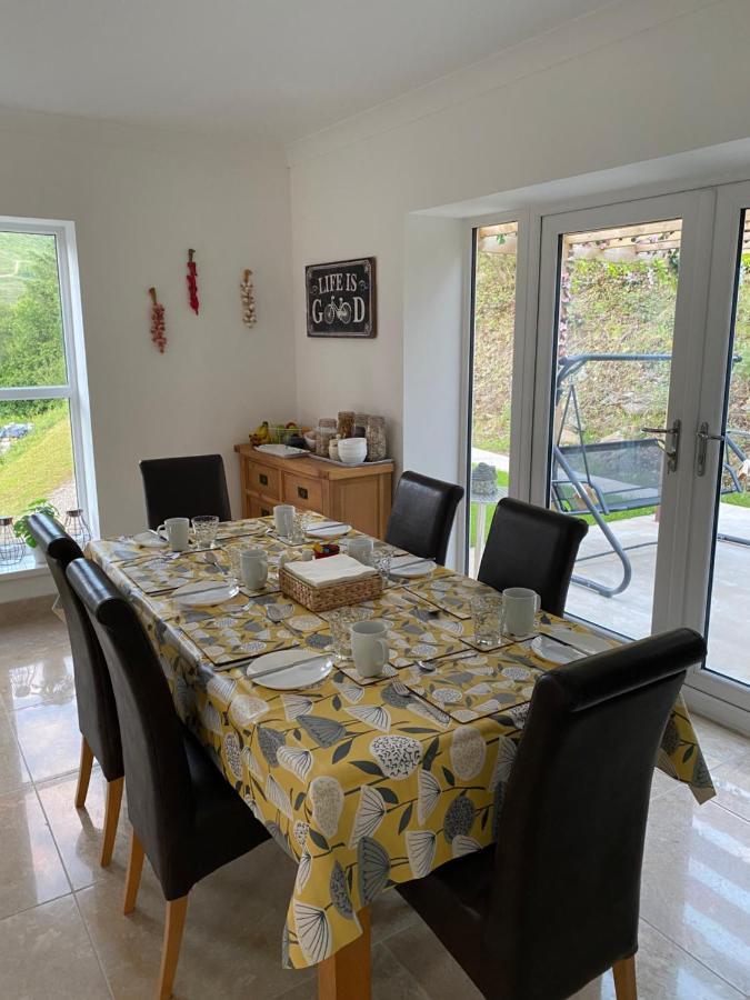 Rowan House Bed Breakfast Main House & Self Contained Self Catering Apartment Cymmer Exterior foto